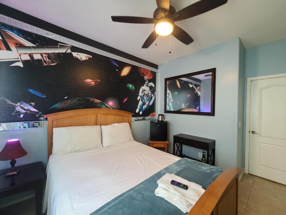 Phoenix Home Near Freeways And Airport エクステリア 写真